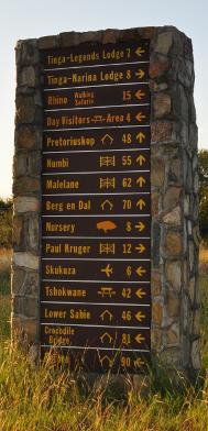Mileage signpost